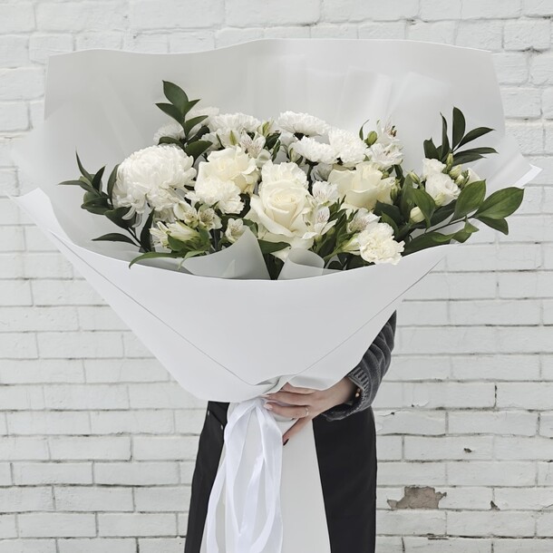 Большая медведица l, артикул F1379626 - 6900 рублей, доставка по городу. Flawery - доставка цветов