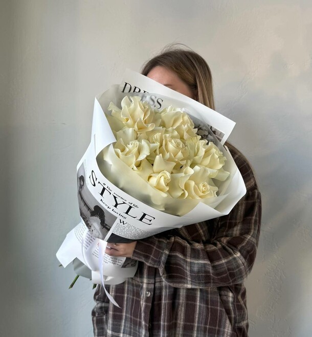 Букет из французких роз, артикул F1509088 - 4510 рублей, доставка по городу. Flawery - доставка цветов