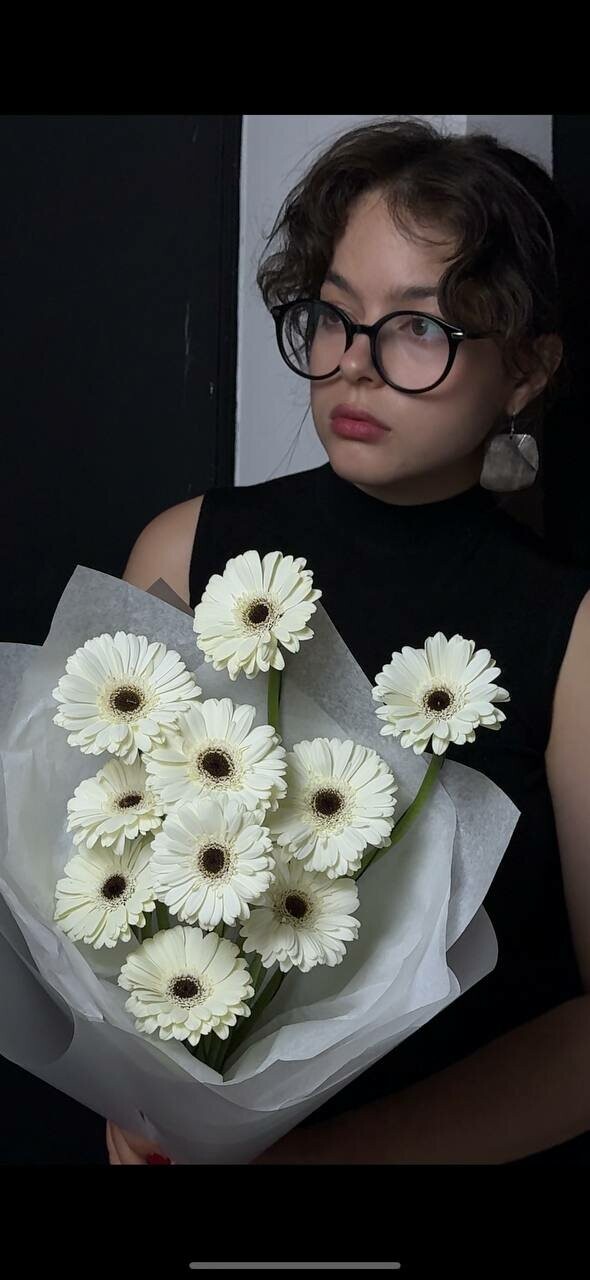 Белоснежные герберы, артикул F1373460 - 5450 рублей, доставка по городу. Flawery - доставка цветов