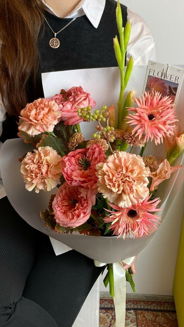 Нежное, экстравагантное, артикул F1373799 - 6150 рублей, доставка по городу. Flawery - доставка цветов