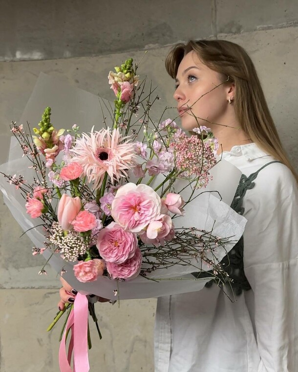 Воздушно, смело, романтично, артикул F1383873 - 7900 рублей, доставка по городу. Flawery - доставка цветов