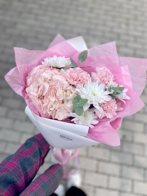 Букетик милый, артикул F1427833 - 3590 рублей, доставка по городу. Flawery - доставка цветов