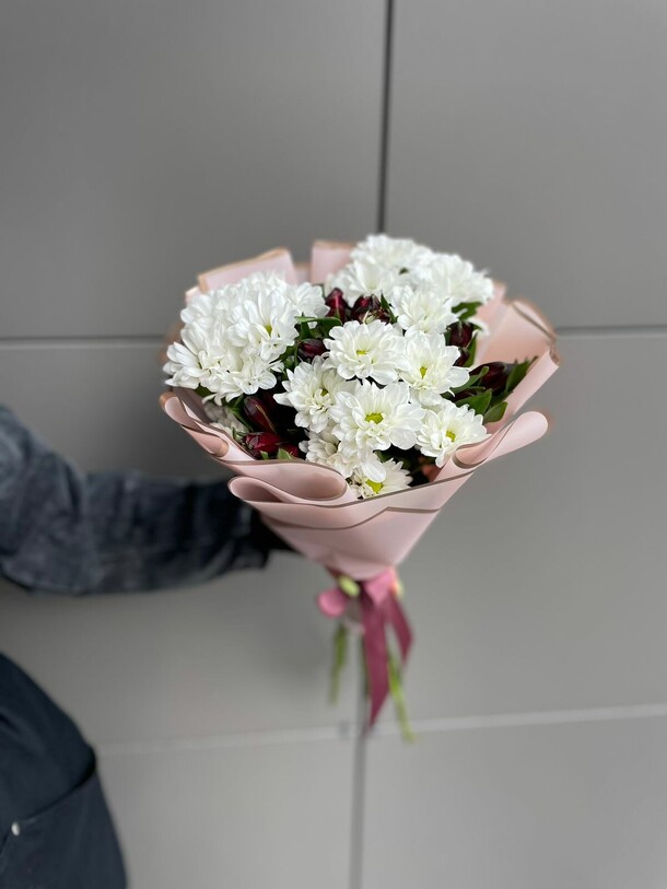 Французский мотив, артикул F1369798 - 4703 рублей, доставка по городу. Flawery - доставка цветов