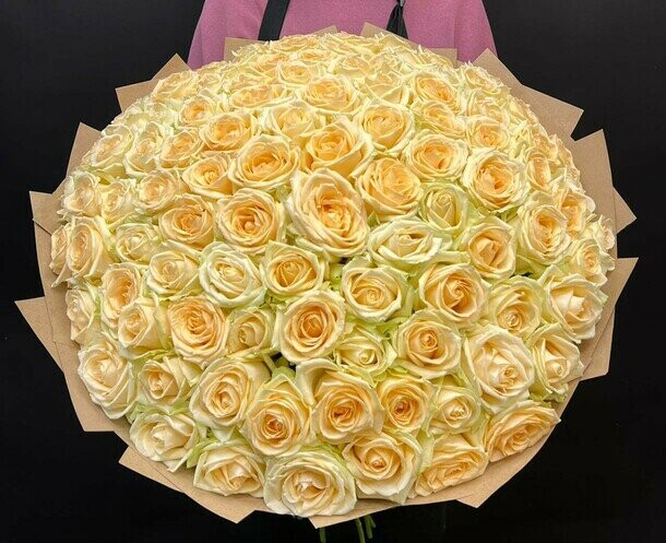 Персиковая роза 60 см 101 шт, артикул F1371185 - 17500 рублей, доставка по городу. Flawery - доставка цветов