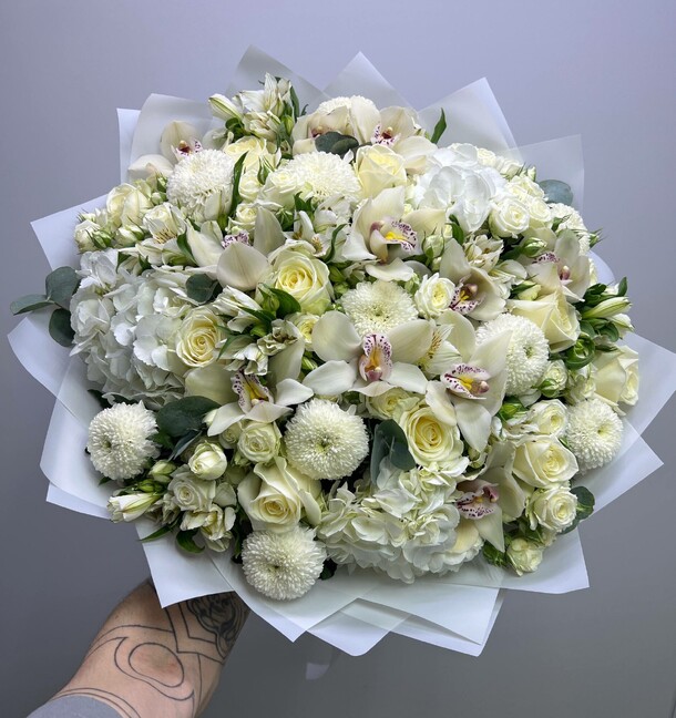 Авторский букет с орхидеями, артикул F1444449 - 19500 рублей, доставка по городу. Flawery - доставка цветов