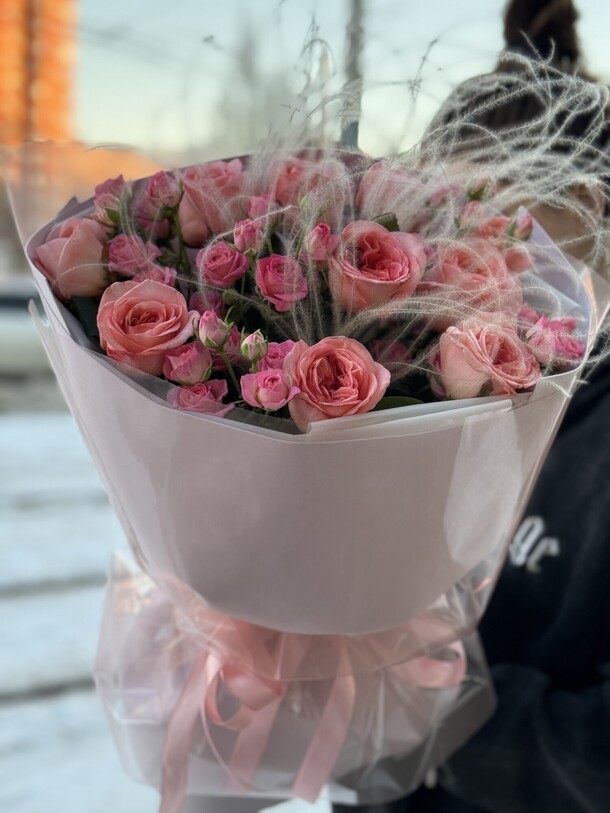 Розовый букет, артикул F1241964 - 9000 рублей, доставка по городу. Flawery - доставка цветов