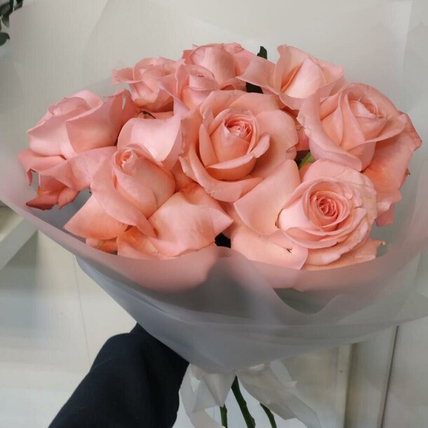 Букет из французских роз, артикул F1371769 - 5727 рублей, доставка по городу. Flawery - доставка цветов