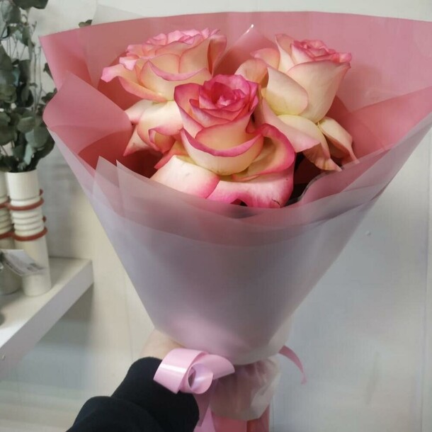 Французские розы, артикул F1371777 - 2090 рублей, доставка по городу. Flawery - доставка цветов