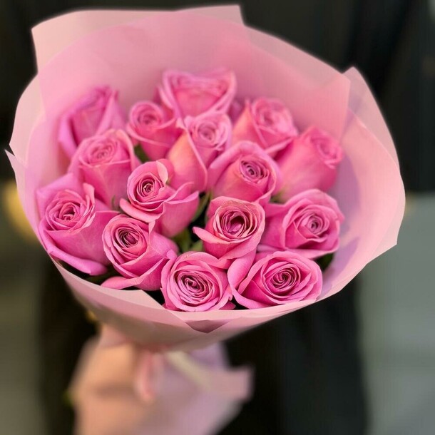 Розы розовые, артикул F1371890 - 8550 рублей, доставка по городу. Flawery - доставка цветов