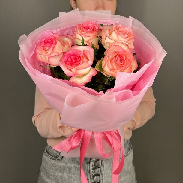 Букет нежно-розовых роз, артикул F1372424 - 3340 рублей, доставка по городу. Flawery - доставка цветов