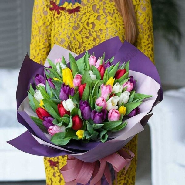 Тюльпаны цветные, артикул F1389888 - 15628 рублей, доставка по городу. Flawery - доставка цветов