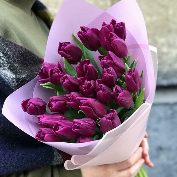 Фиолетовые тюльпаны, артикул F1391155 - 8562 рублей, доставка по городу. Flawery - доставка цветов