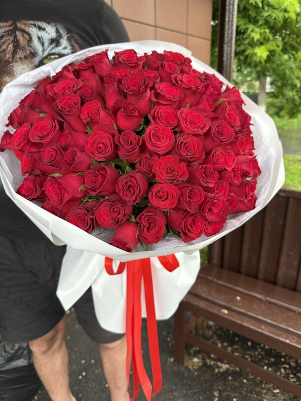 101 красная роза в оформлении, артикул F1434343 - 19500 рублей, доставка по городу. Flawery - доставка цветов