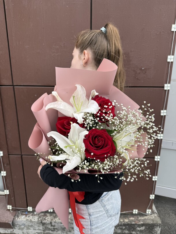 Букет «жульета», артикул F1446871 - 4950 рублей, доставка по городу. Flawery - доставка цветов