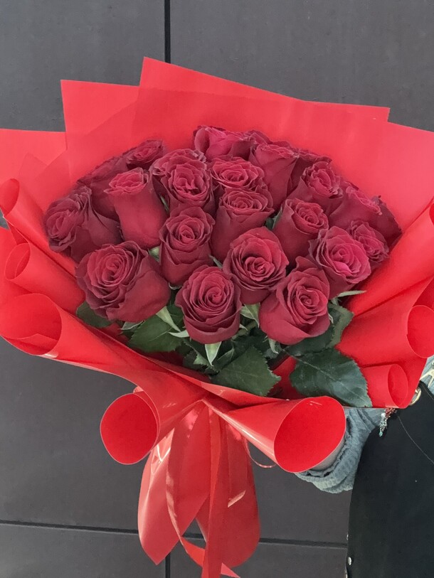 Хит🔥букет 25 красных роз « страсть», артикул F1453915 - 5500 рублей, доставка по городу. Flawery - доставка цветов