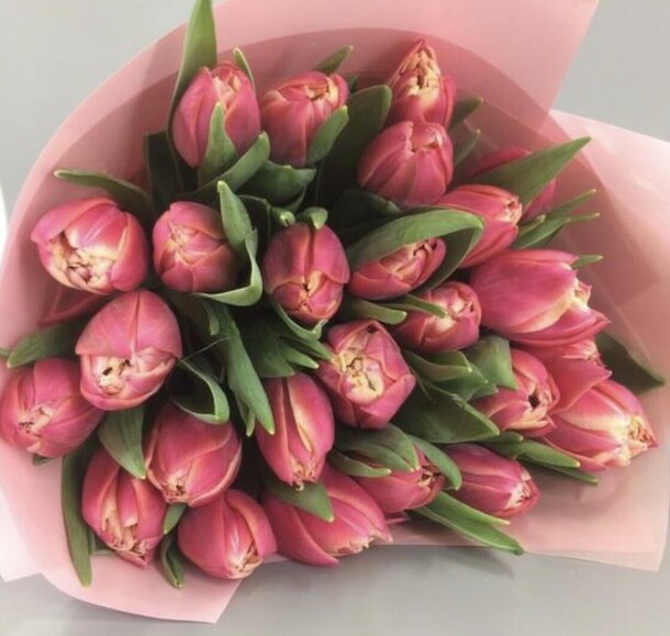 Букет тюльпанов, артикул F1386654 - 7900 рублей, доставка по городу. Flawery - доставка цветов
