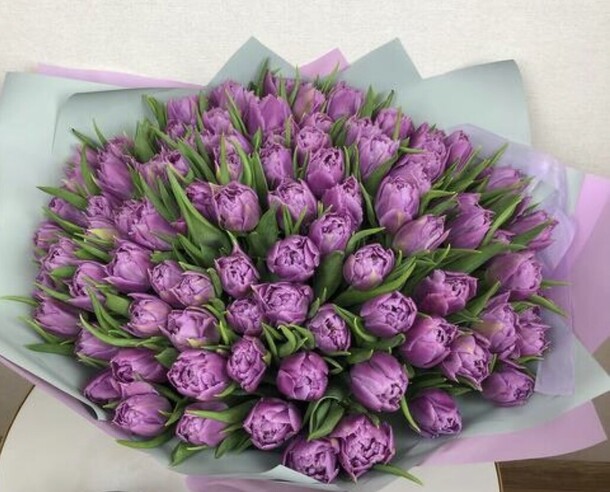 Пионовидный тюльпан 101 шт, артикул F1386657 - 33000 рублей, доставка по городу. Flawery - доставка цветов