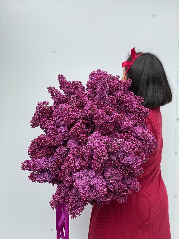 Охапка ароматной сирени, артикул F1421244 - 75000 рублей, доставка по городу. Flawery - доставка цветов