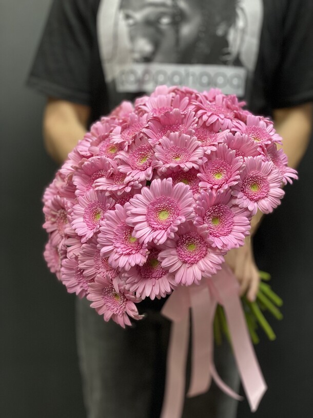 Гермини(герберы)55штук, артикул F1446487 - 16110 рублей, доставка по городу. Flawery - доставка цветов