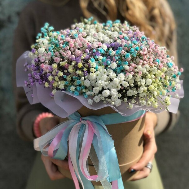 Радужная гипсофила (box), артикул F1230080 - 5491 рублей, доставка по городу. Flawery - доставка цветов