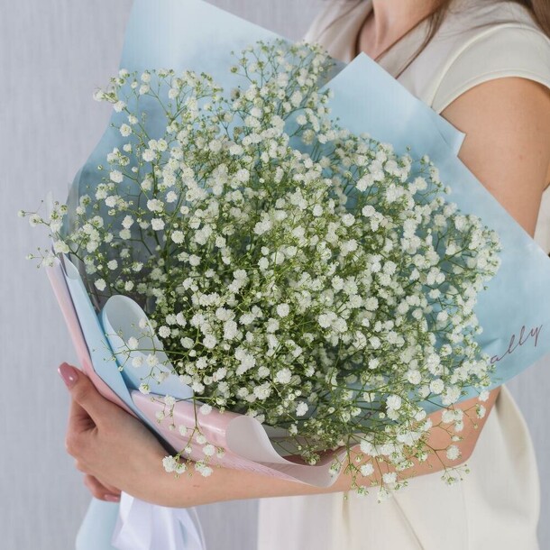 Букет из белой гипсофилы, артикул F1230807 - 2856 рублей, доставка по городу. Flawery - доставка цветов
