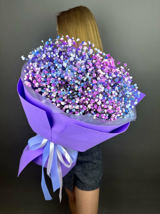 Букет из радужной гипсофилы, артикул F1309864 - 2957 рублей, доставка по городу. Flawery - доставка цветов