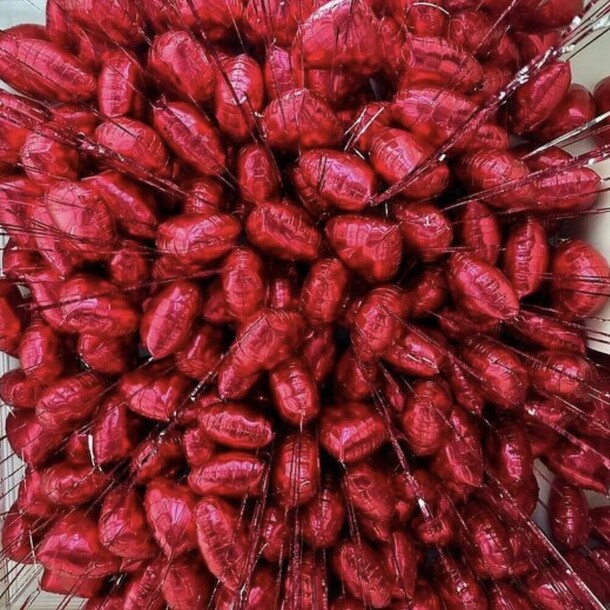 Шары под потолок биение сердца, артикул F1399343 - 22380 рублей, доставка по городу. Flawery - доставка цветов