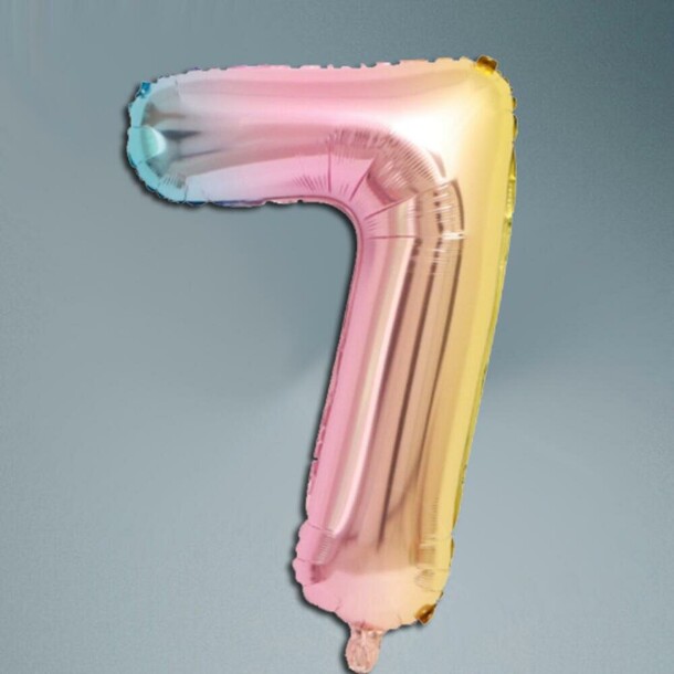 Шар цифра градиент 7, артикул F1452315 - 1950 рублей, доставка по городу. Flawery - доставка цветов