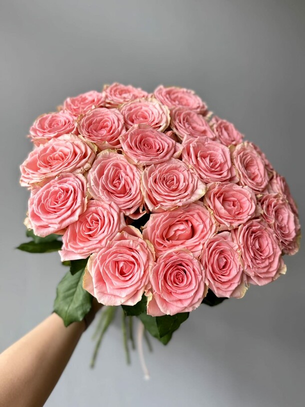 Sophia loren 25, артикул F1436629 - 6818 рублей, доставка по городу. Flawery - доставка цветов