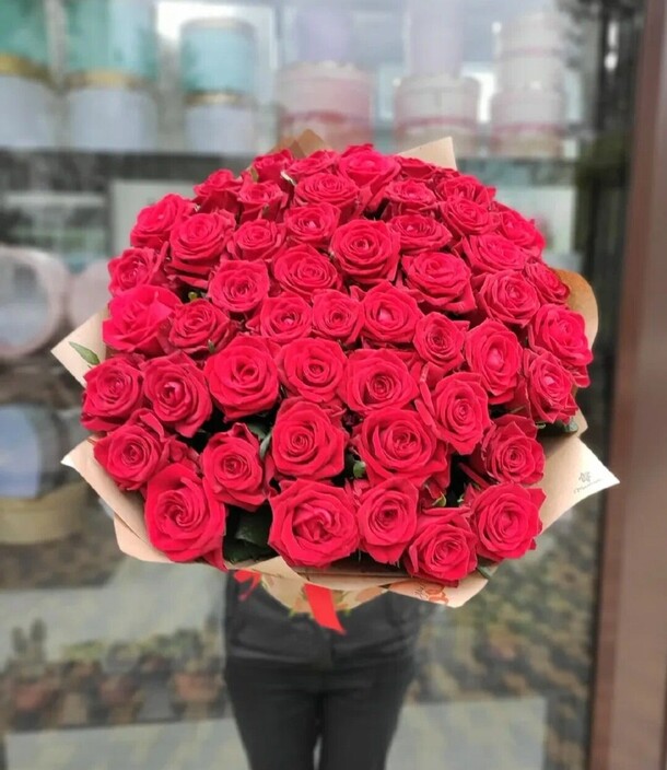101 роза, артикул F1185192 - 18797 рублей, доставка по городу. Flawery - доставка цветов