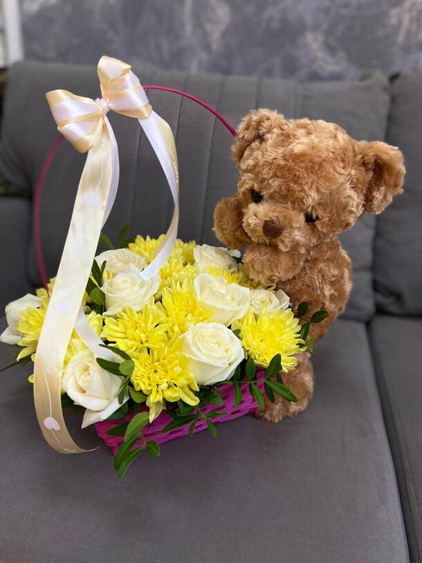 Улыбайся, артикул F1318080 - 8500 рублей, доставка по городу. Flawery - доставка цветов