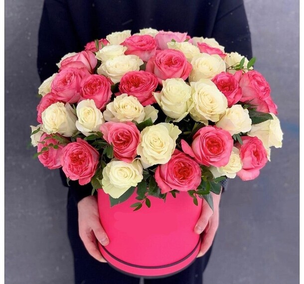 Композиция " люби меня люби", артикул F1321305 - 9000 рублей, доставка по городу. Flawery - доставка цветов