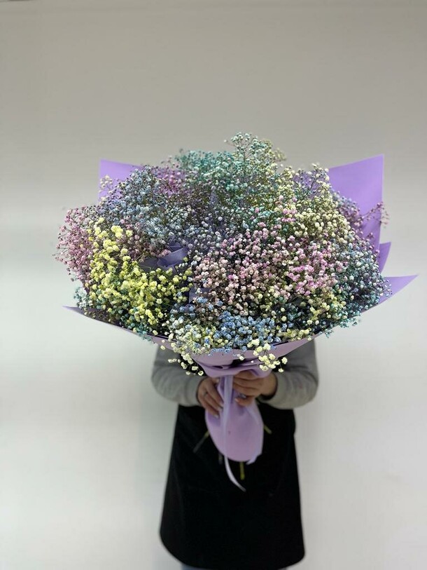 Букет из радужной гипсофилы, артикул F1388632 - 9850 рублей, доставка по городу. Flawery - доставка цветов