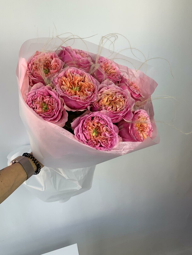 Монобукет из роз сорта пинк монстер, артикул F1289258 - 5843 рублей, доставка по городу. Flawery - доставка цветов