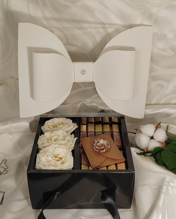 Цветочная благодарность, артикул F1454382 - 5700 рублей, доставка по городу. Flawery - доставка цветов