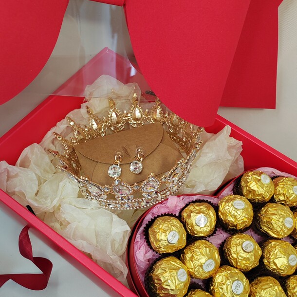 Царица мария, артикул F1532799 - 9900 рублей, доставка по городу. Flawery - доставка цветов