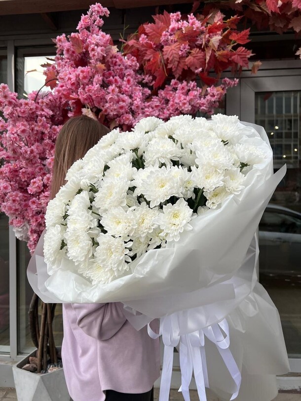 Букет гигант, артикул F1434799 - 6300 рублей, доставка по городу. Flawery - доставка цветов