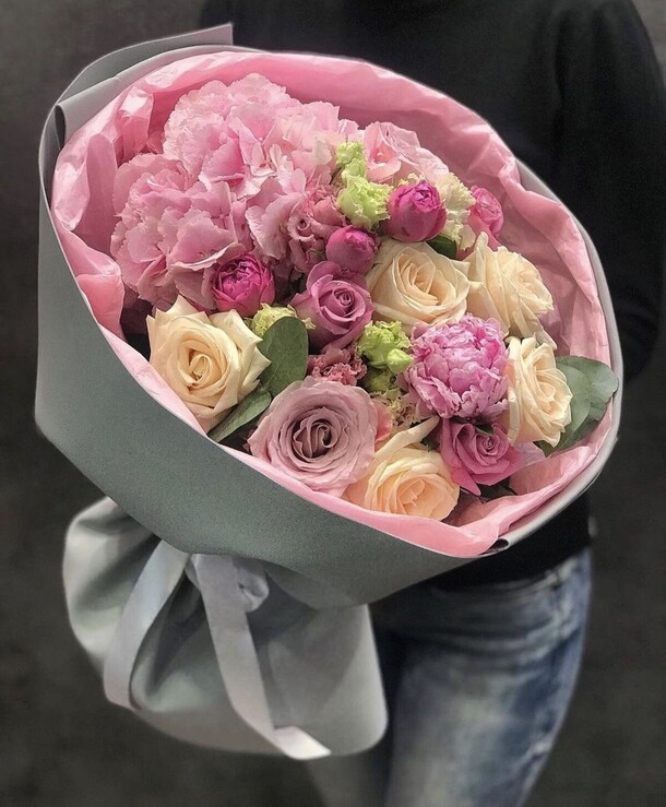 Букет гортензия и пион, артикул F1406599 - 20132 рублей, доставка по городу. Flawery - доставка цветов