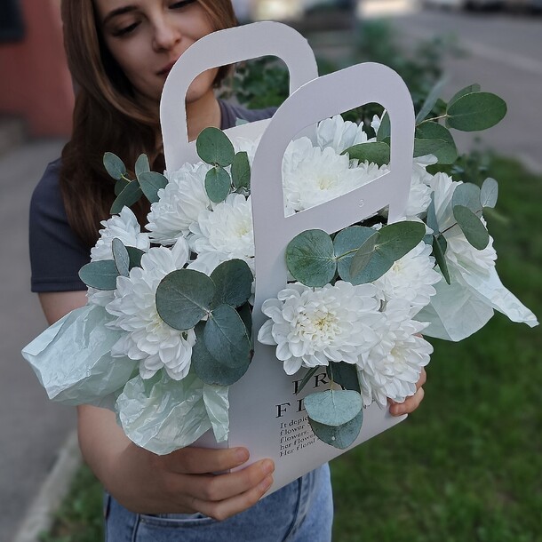 Стильная сумочка для любимой, артикул F1425128 - 3500 рублей, доставка по городу. Flawery - доставка цветов