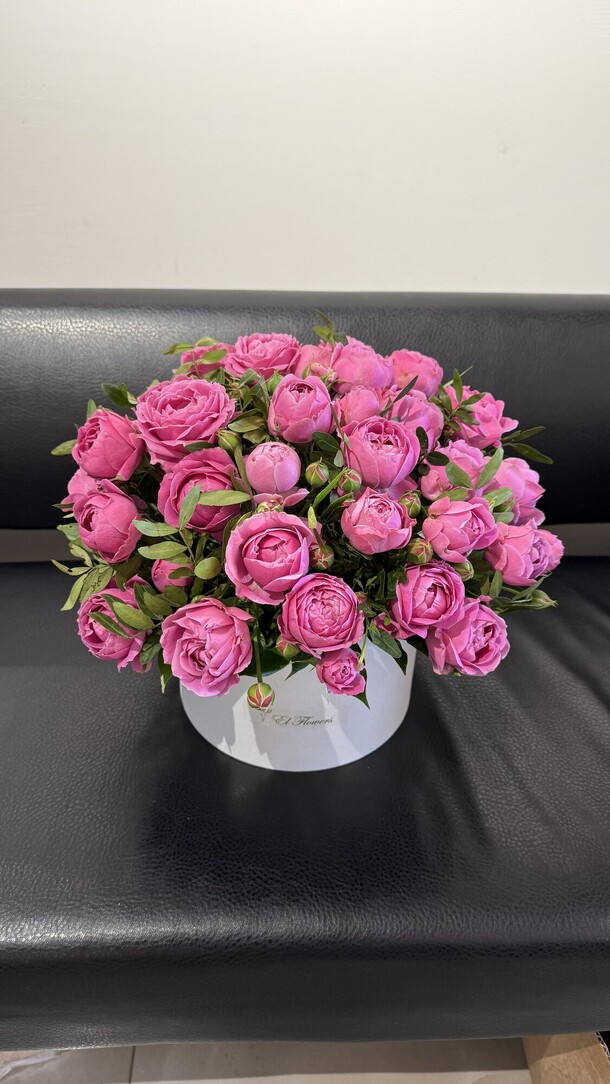 Пионовая клумба, артикул F1396551 - 8569 рублей, доставка по городу. Flawery - доставка цветов