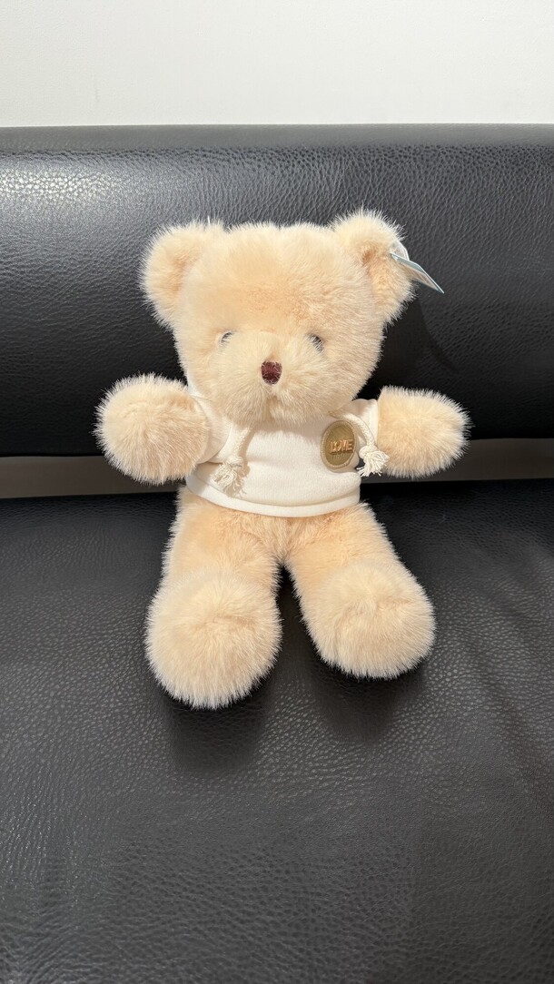 Мишка в кофте, артикул F1396893 - 1480 рублей, доставка по городу. Flawery - доставка цветов