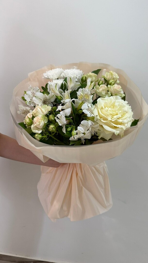 Адель, артикул F1446737 - 3179 рублей, доставка по городу. Flawery - доставка цветов