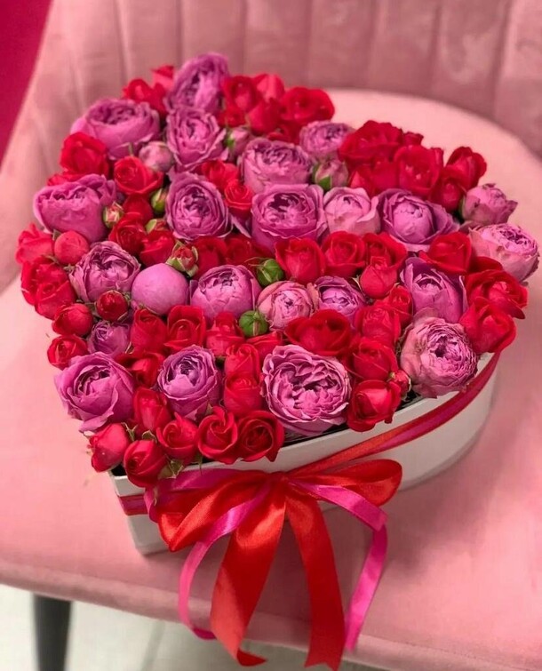 Пылающее сердце, артикул F1323384 - 9735 рублей, доставка по городу. Flawery - доставка цветов