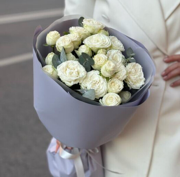 Пионовидная роза букет, артикул F1414068 - 3740 рублей, доставка по городу. Flawery - доставка цветов