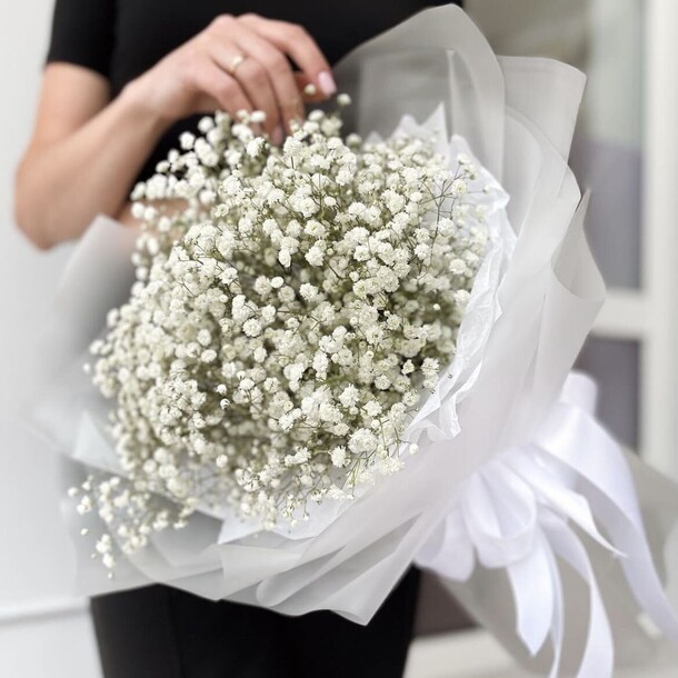 Букет моно гипсафила, артикул F1398546 - 2500 рублей, доставка по городу. Flawery - доставка цветов