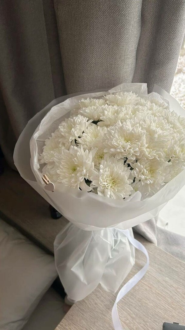 Хризантемы, артикул F1398549 - 2900 рублей, доставка по городу. Flawery - доставка цветов