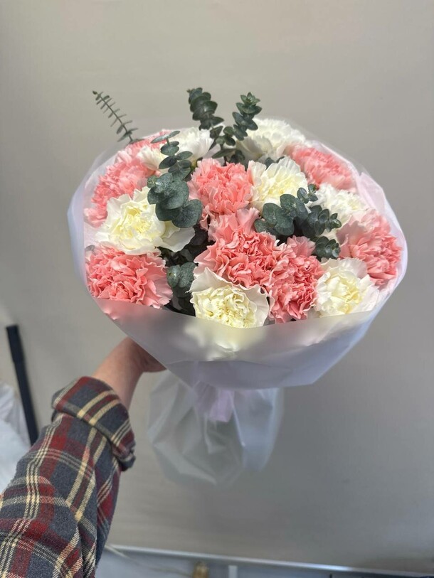 Букет из диантуса, артикул F1428683 - 3714 рублей, доставка по городу. Flawery - доставка цветов