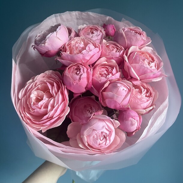 Кустовая роза пион, артикул F1396898 - 6680 рублей, доставка по городу. Flawery - доставка цветов