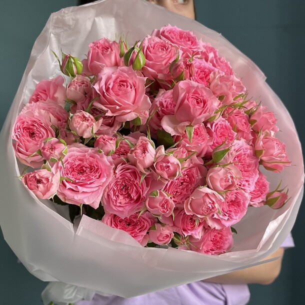 Кустовые розовые розы букет, артикул F1404692 - 5900 рублей, доставка по городу. Flawery - доставка цветов