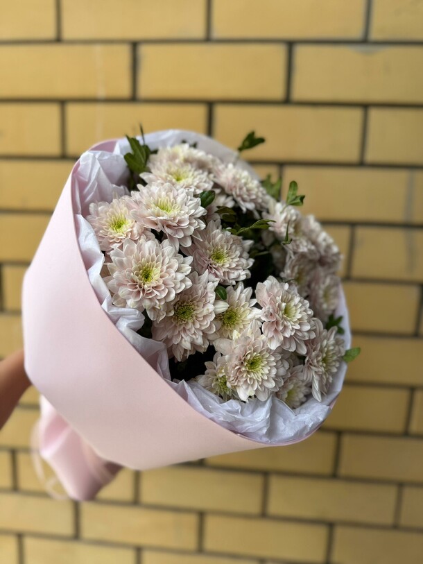 Букет "романтика лета", артикул F1433368 - 3450 рублей, доставка по городу. Flawery - доставка цветов